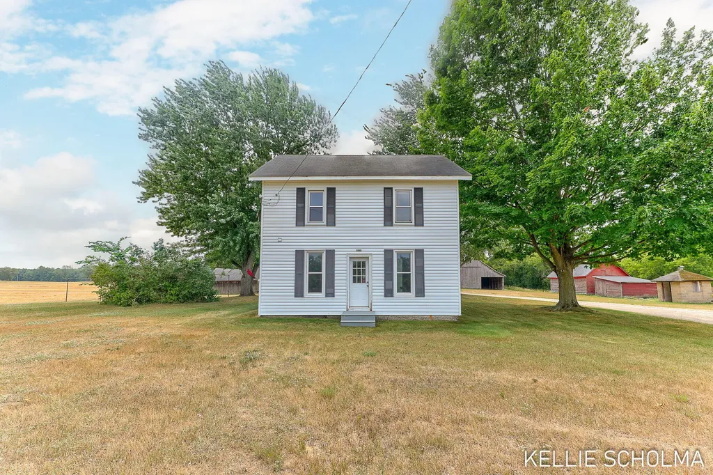 9448 Pierce Street Allendale Charter Township MI 49401