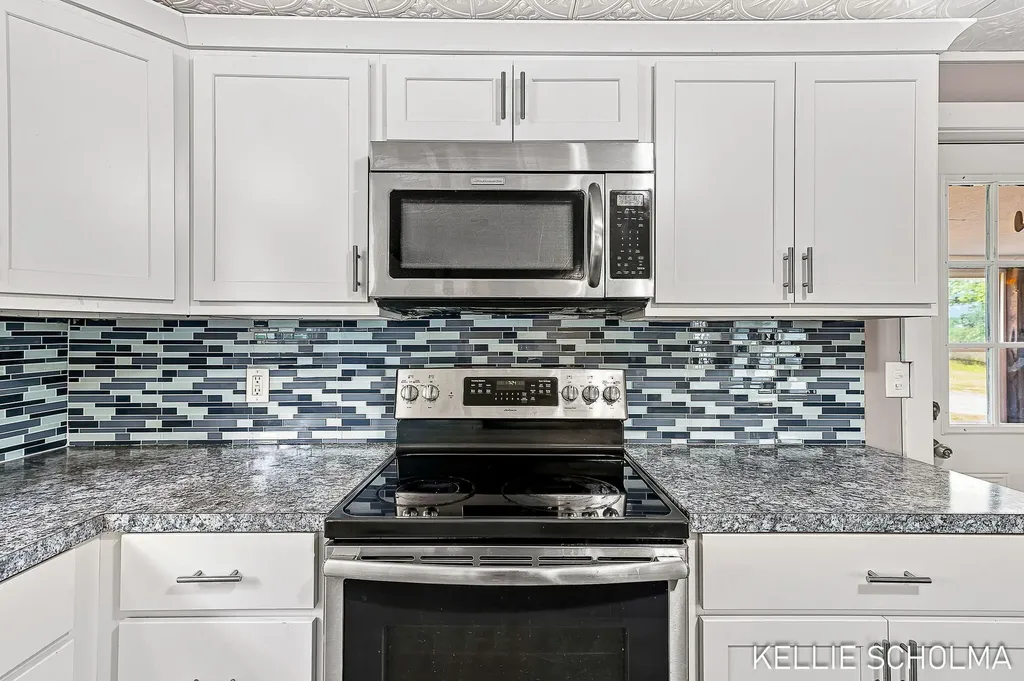 9448 Pierce Street Allendale Charter Township MI 49401