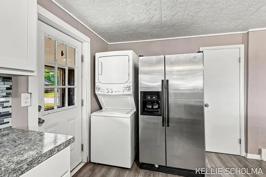 9448 Pierce Street Allendale Charter Township MI 49401