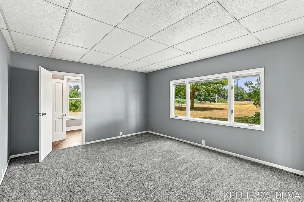 9448 Pierce Street Allendale Charter Township MI 49401