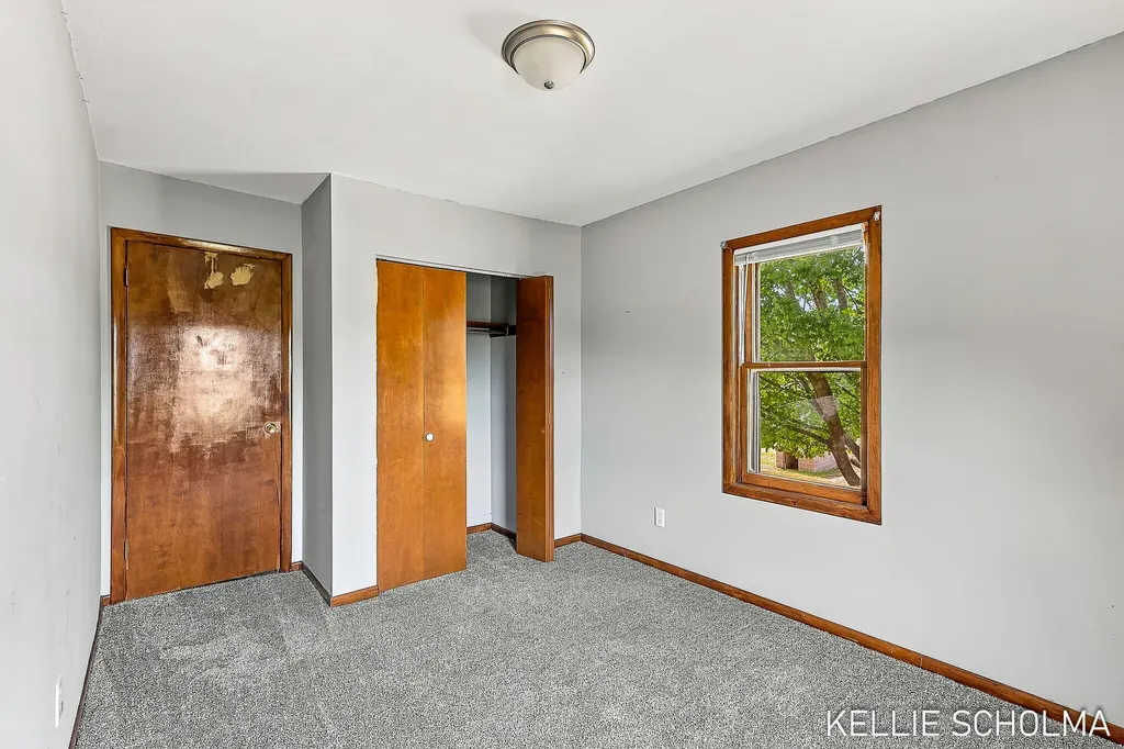 9448 Pierce Street Allendale Charter Township MI 49401