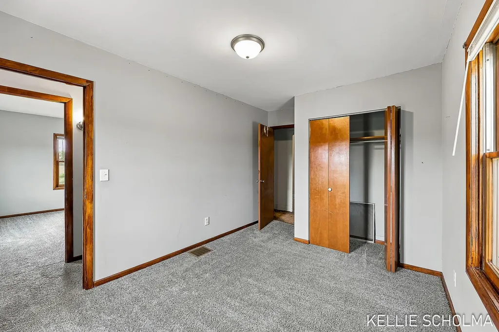 9448 Pierce Street Allendale Charter Township MI 49401