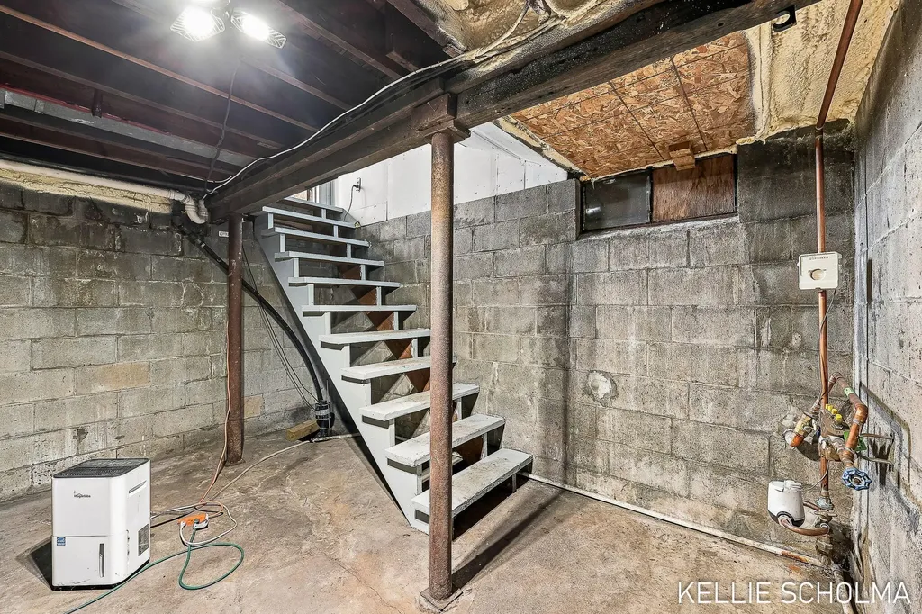 9448 Pierce Street Allendale Charter Township MI 49401