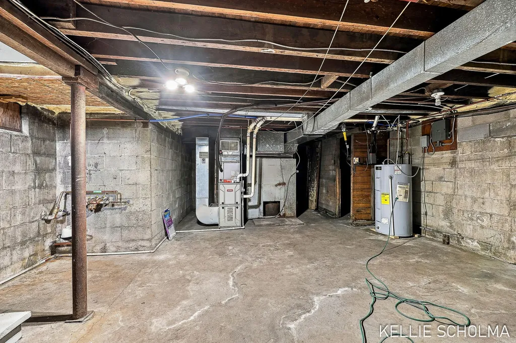 9448 Pierce Street Allendale Charter Township MI 49401