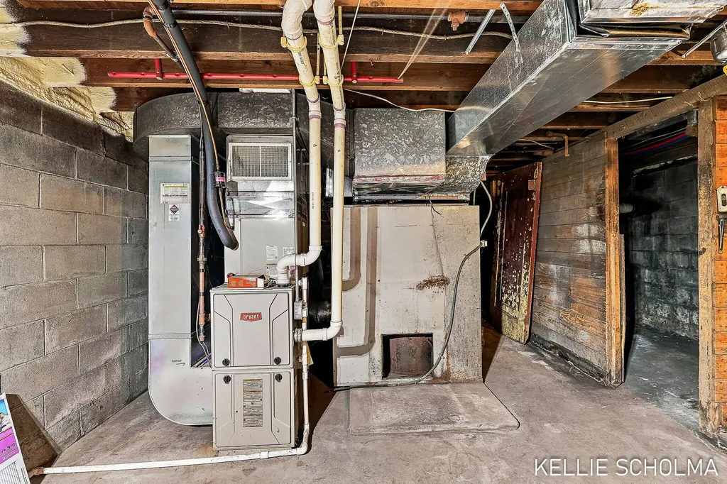 9448 Pierce Street Allendale Charter Township MI 49401