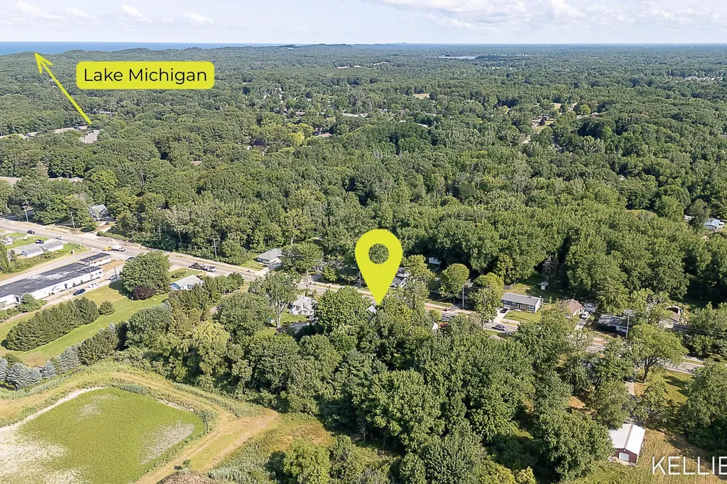 17680 N Shore Drive Ferrysburg City MI 49456