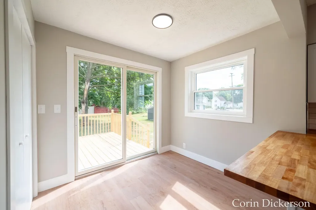131 Washington Street Sunfield Village MI 48890