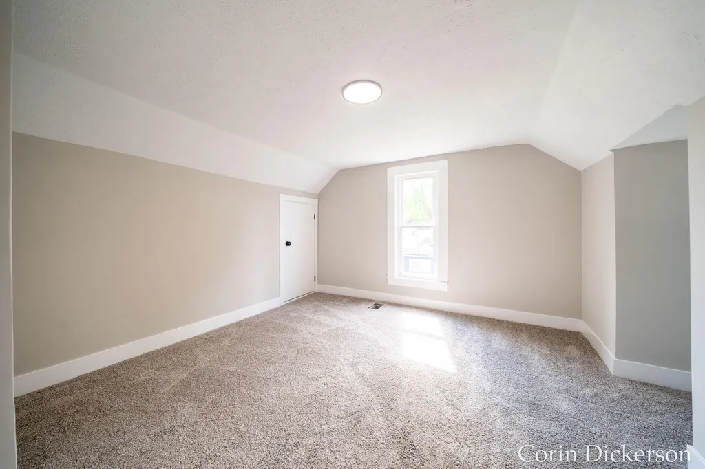131 Washington Street Sunfield Village MI 48890