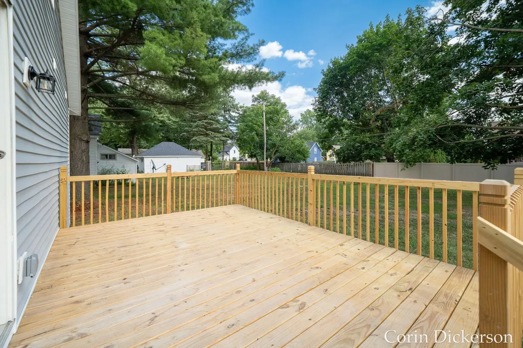 131 Washington Street Sunfield Village MI 48890