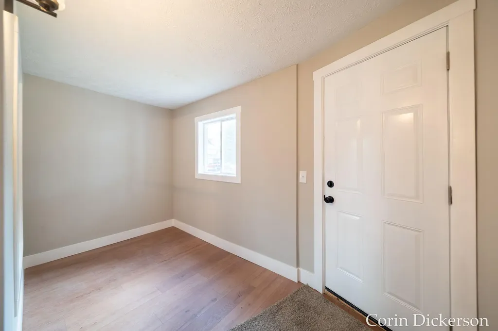 131 Washington Street Sunfield Village MI 48890