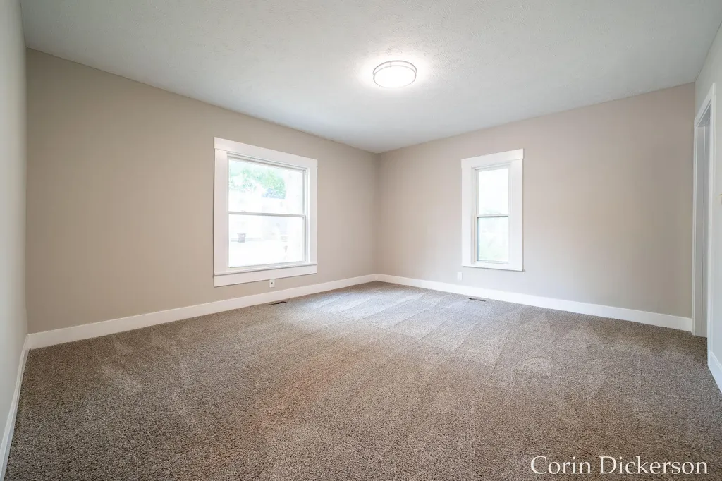 131 Washington Street Sunfield Village MI 48890