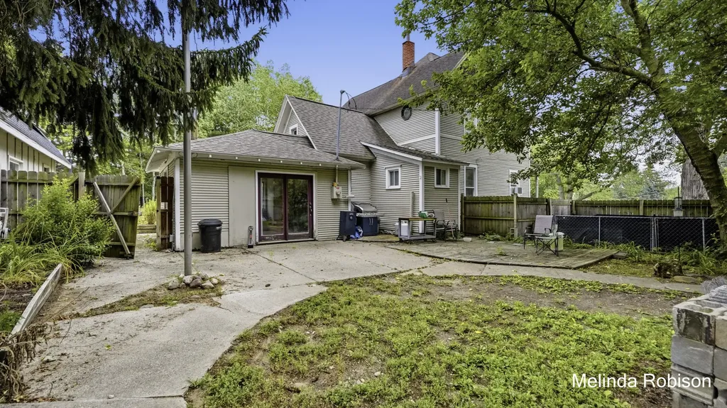 550 Merrick Street Belding City MI 48809