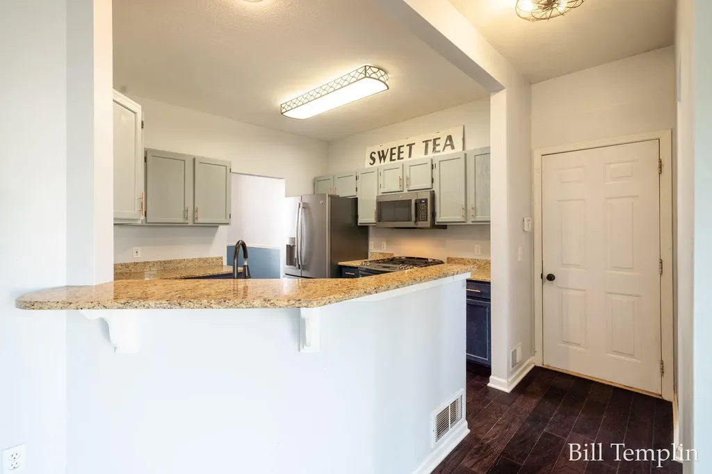 5641 Barcroft Drive SW Wyoming City MI 49418