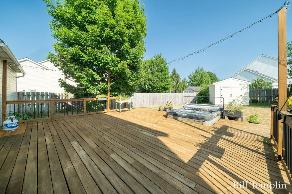 5641 Barcroft Drive SW Wyoming City MI 49418