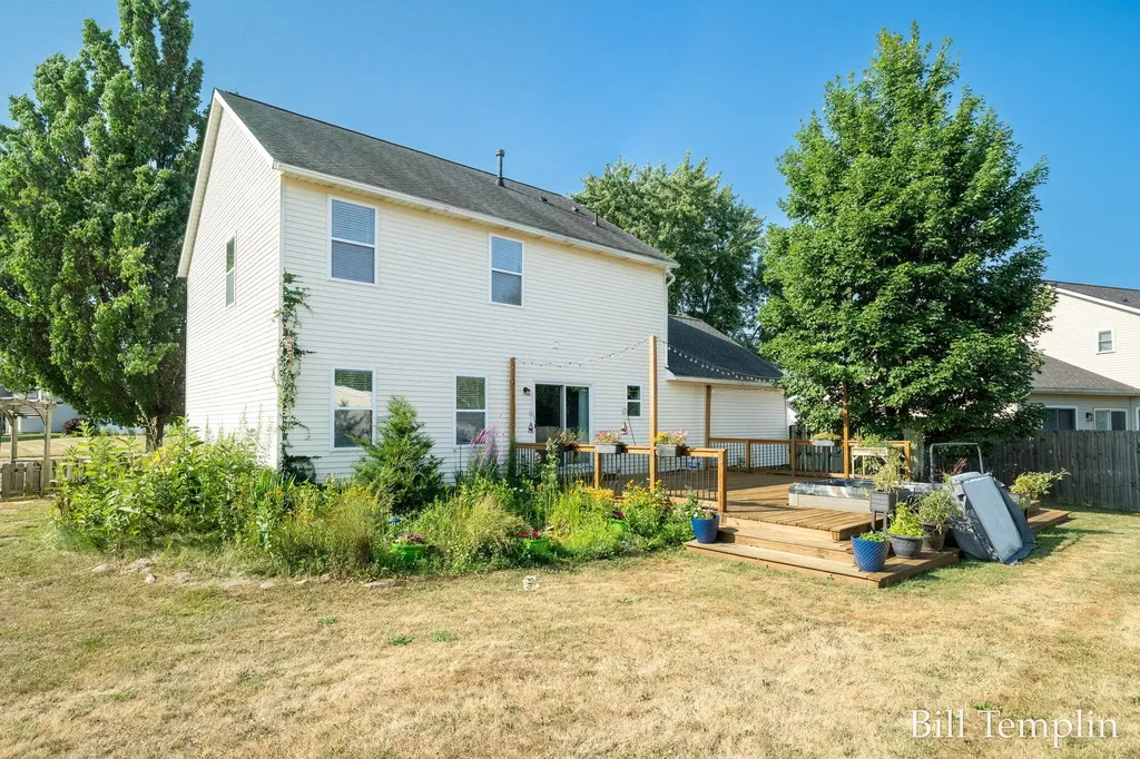 5641 Barcroft Drive SW Wyoming City MI 49418