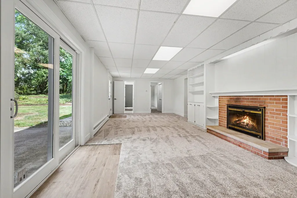 4043 Clearview Street NE Grand Rapids Charter Township MI 49546