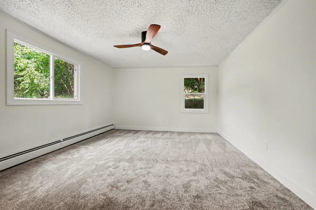 4043 Clearview Street NE Grand Rapids Charter Township MI 49546