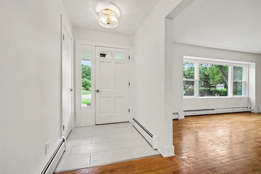 4043 Clearview Street NE Grand Rapids Charter Township MI 49546