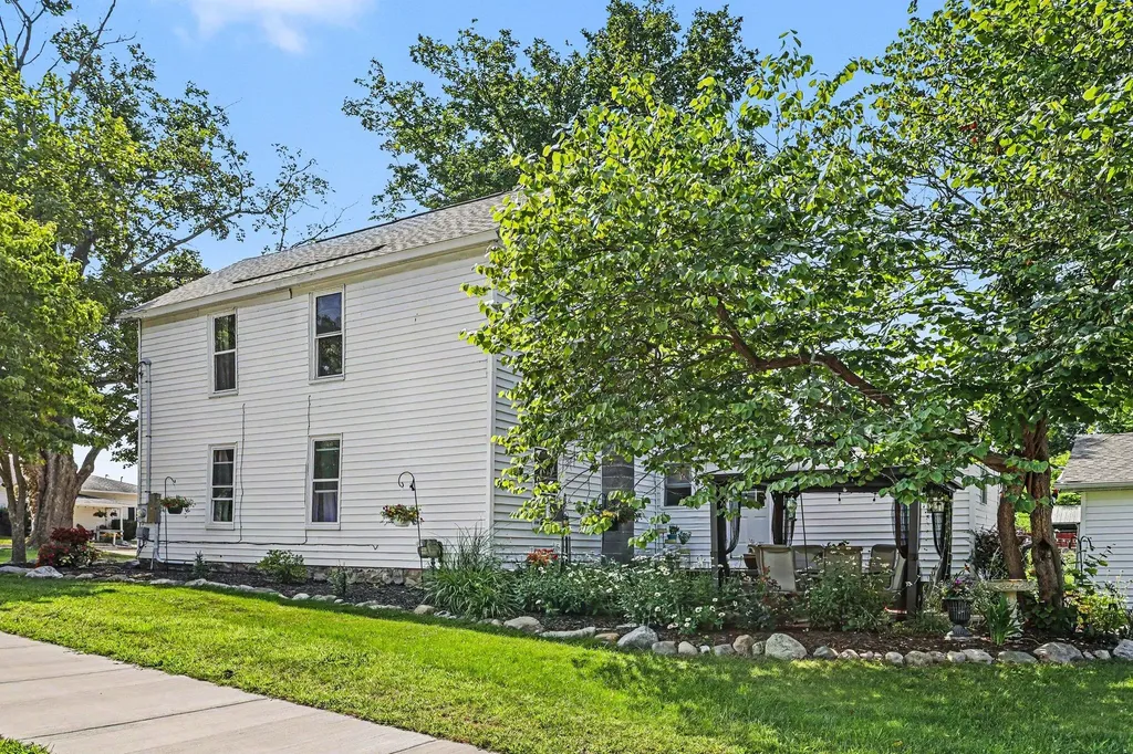 200 Russell Street Thornapple Township MI 49333