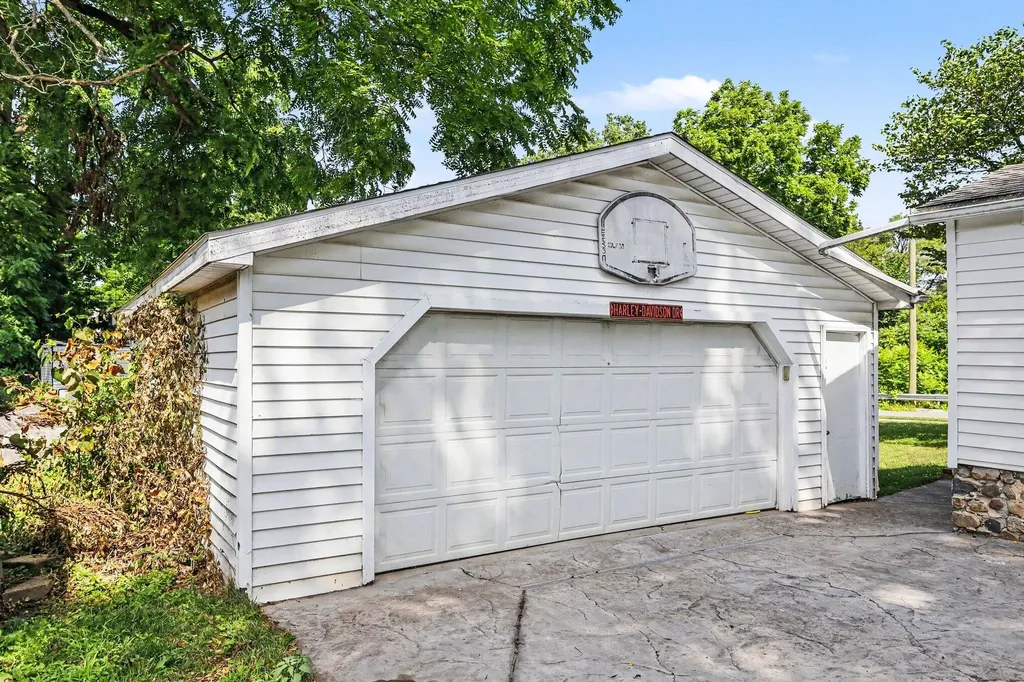 200 Russell Street Thornapple Township MI 49333