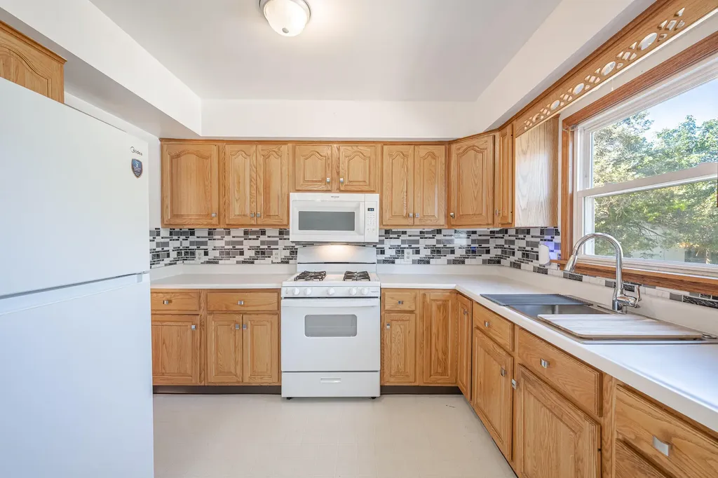6461 14th Avenue Georgetown Charter Township MI 49426