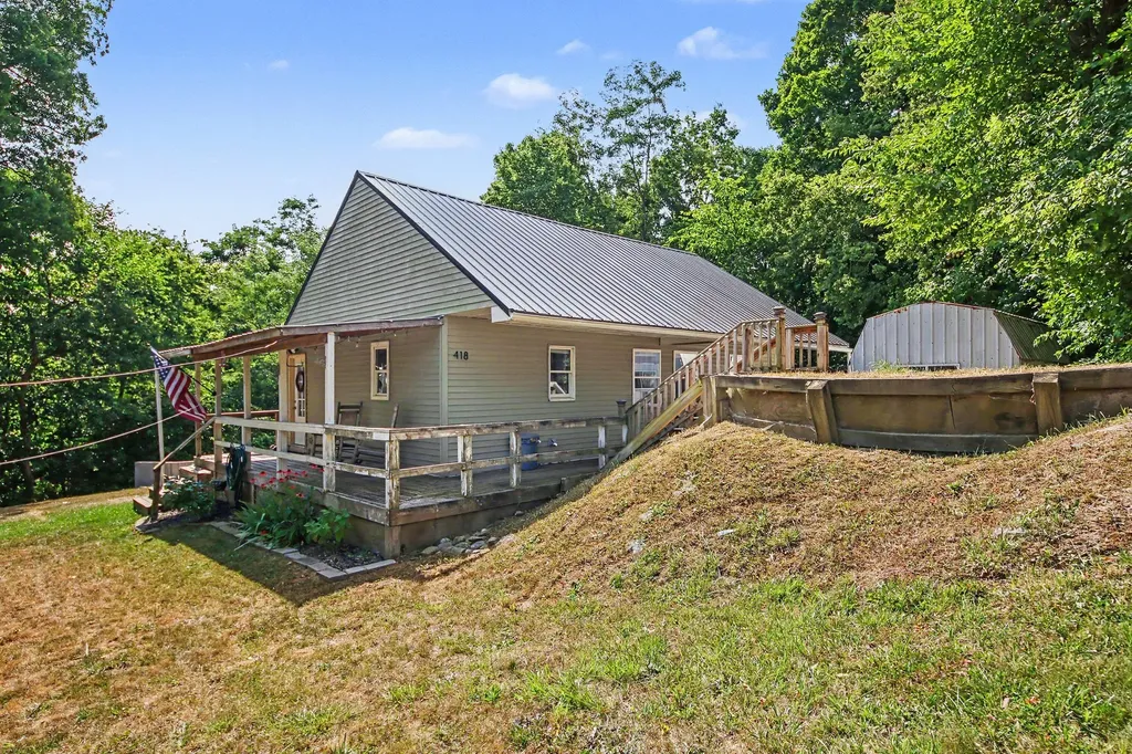 418 Irish Street Lyons Township MI 48851