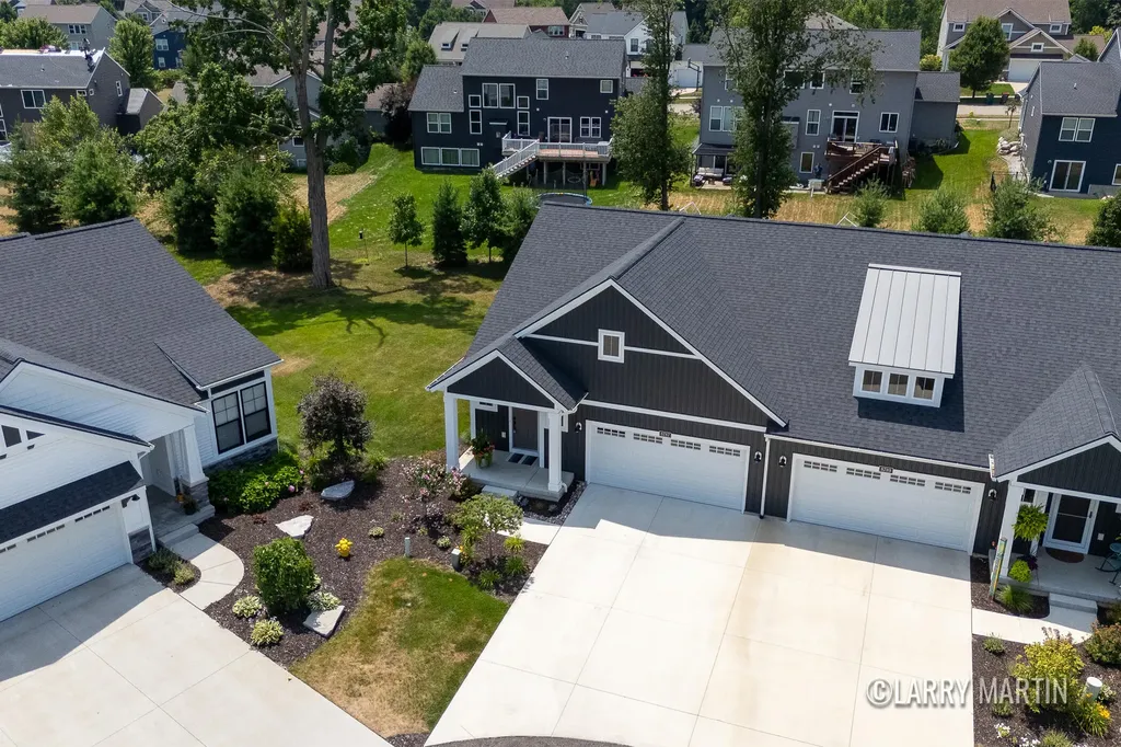 8787 Brayridge Drive Georgetown Charter Township MI 49428