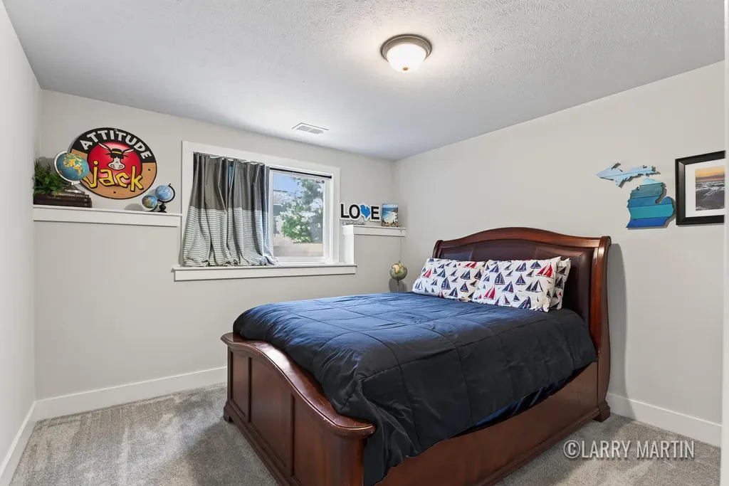 8787 Brayridge Drive Georgetown Charter Township MI 49428