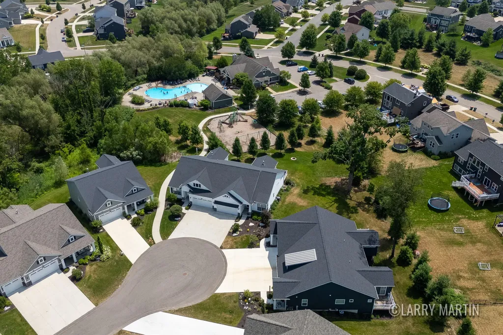 8787 Brayridge Drive Georgetown Charter Township MI 49428