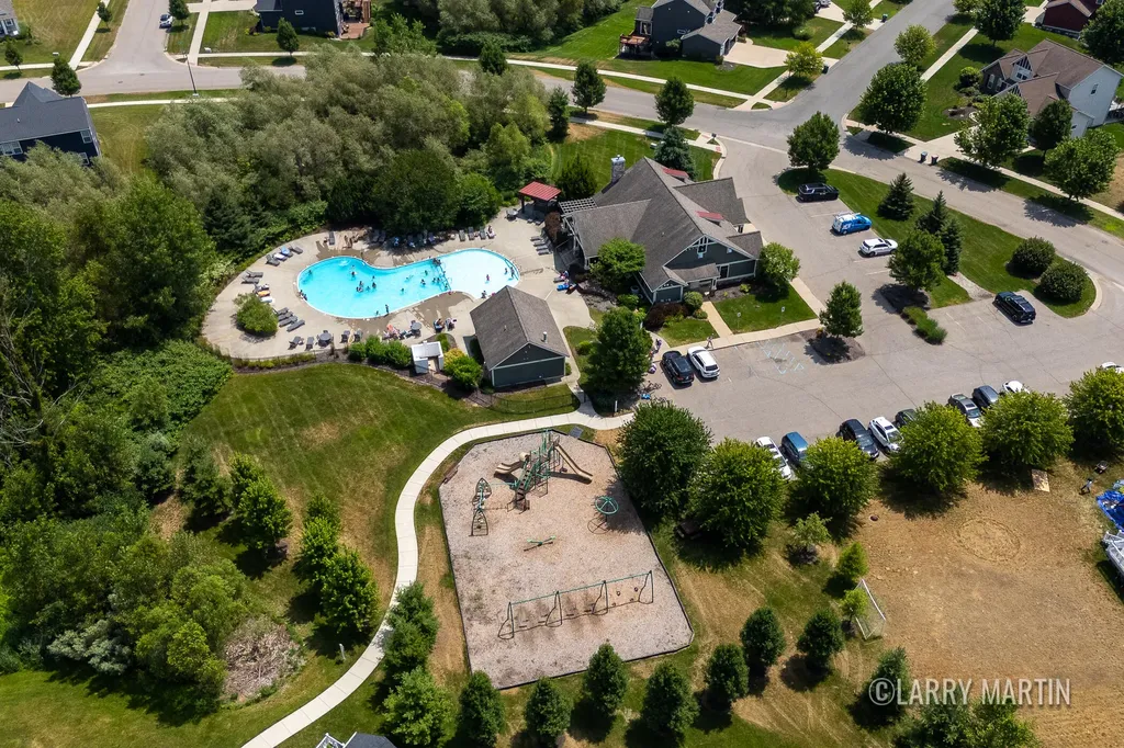 8787 Brayridge Drive Georgetown Charter Township MI 49428