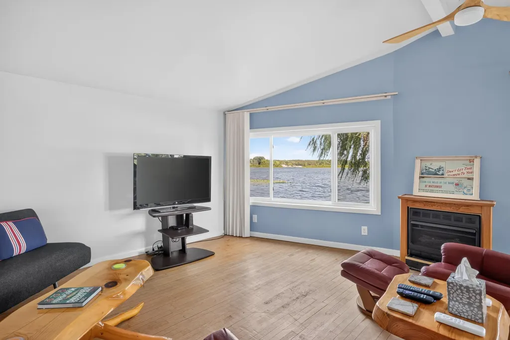 9582 N Shore Drive Evart Township MI 49631