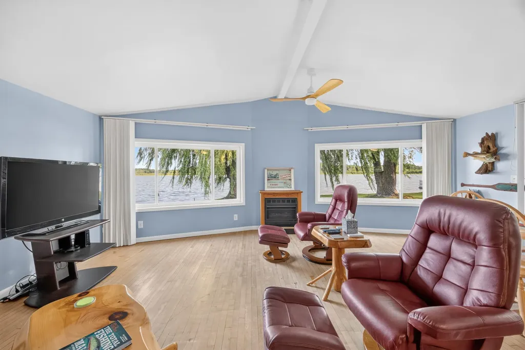 9582 N Shore Drive Evart Township MI 49631