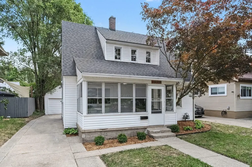 1830 Linden Avenue SE Grand Rapids City MI 49507