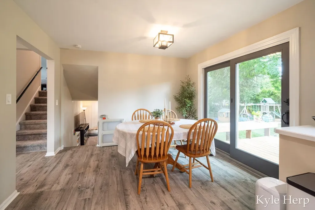 1038 Ferris Street NW Walker City MI 49544