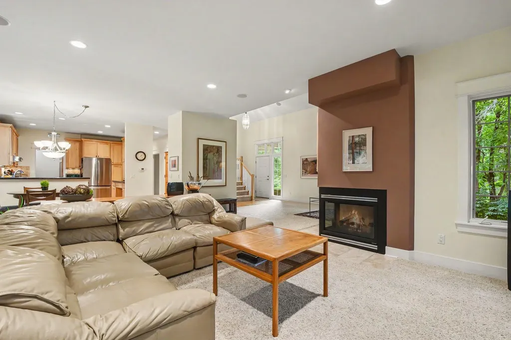 7518 Barn Ridge Drive NE Cannon Township MI 49341