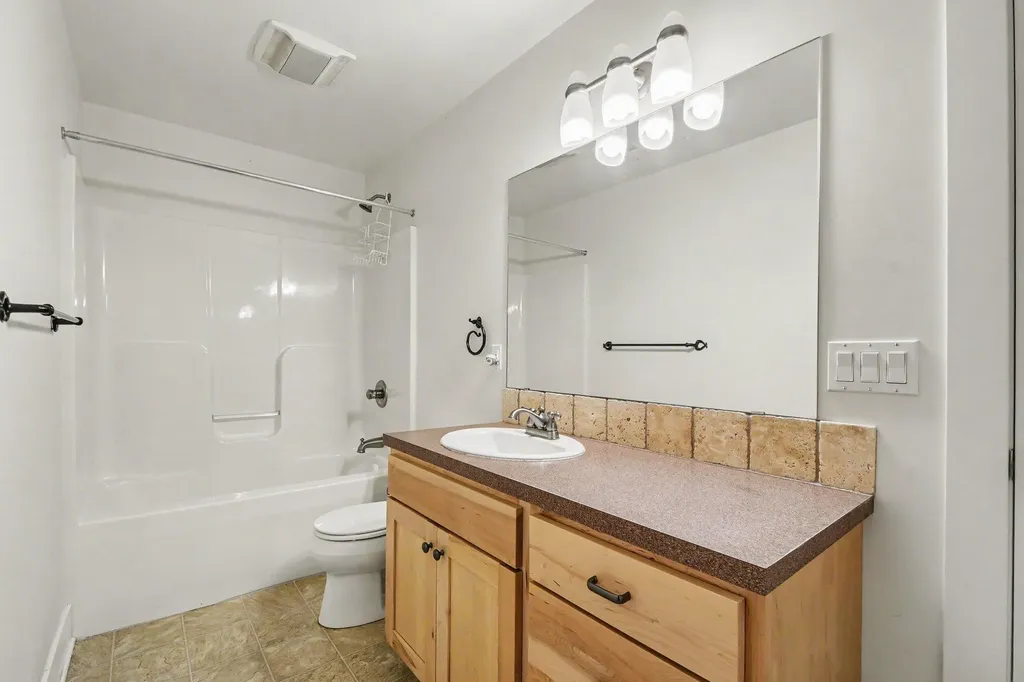 7518 Barn Ridge Drive NE Cannon Township MI 49341