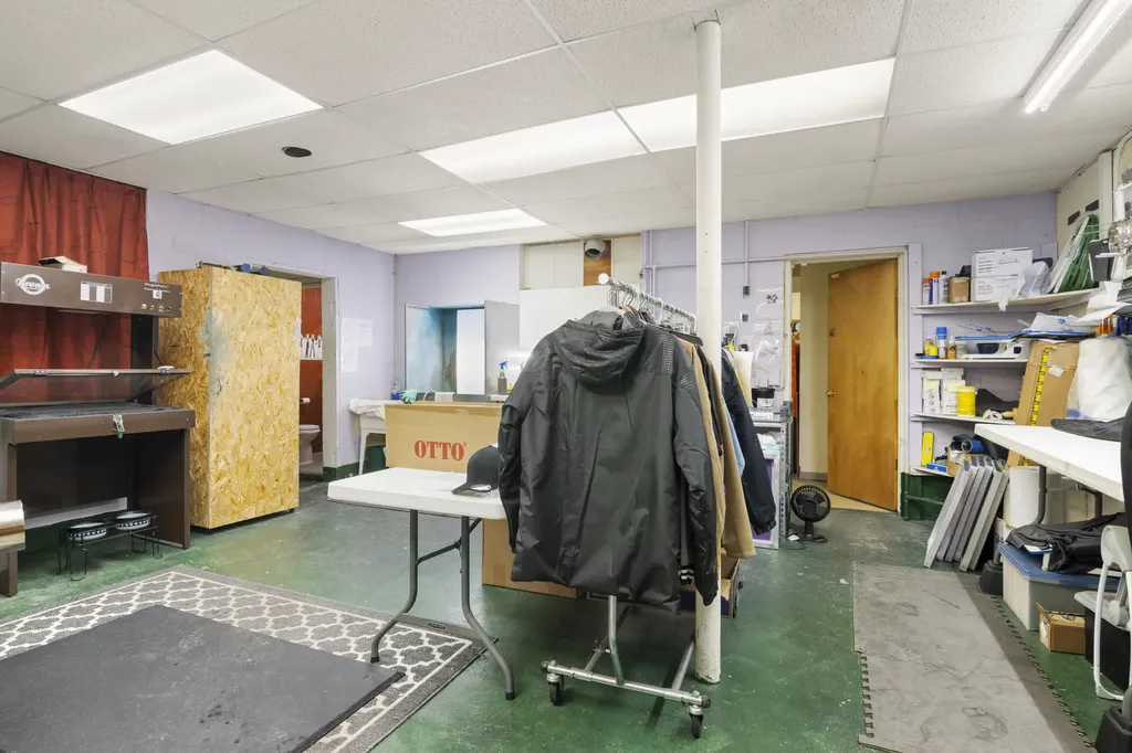 316 W Parkdale Avenue Manistee Township MI 49660