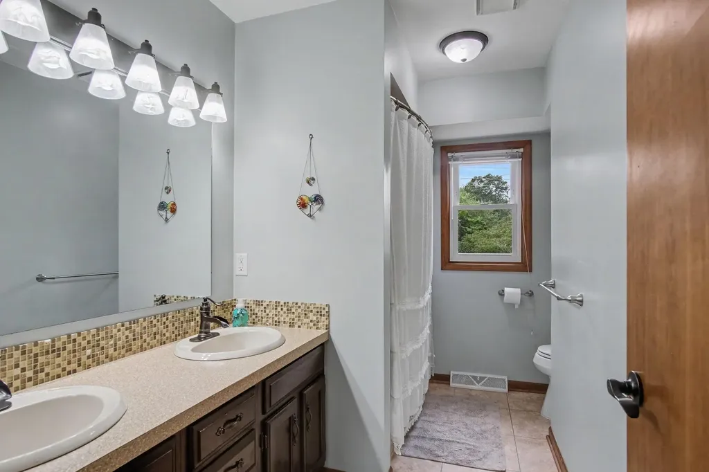 6937 Youngstown Avenue Georgetown Charter Township MI 49426