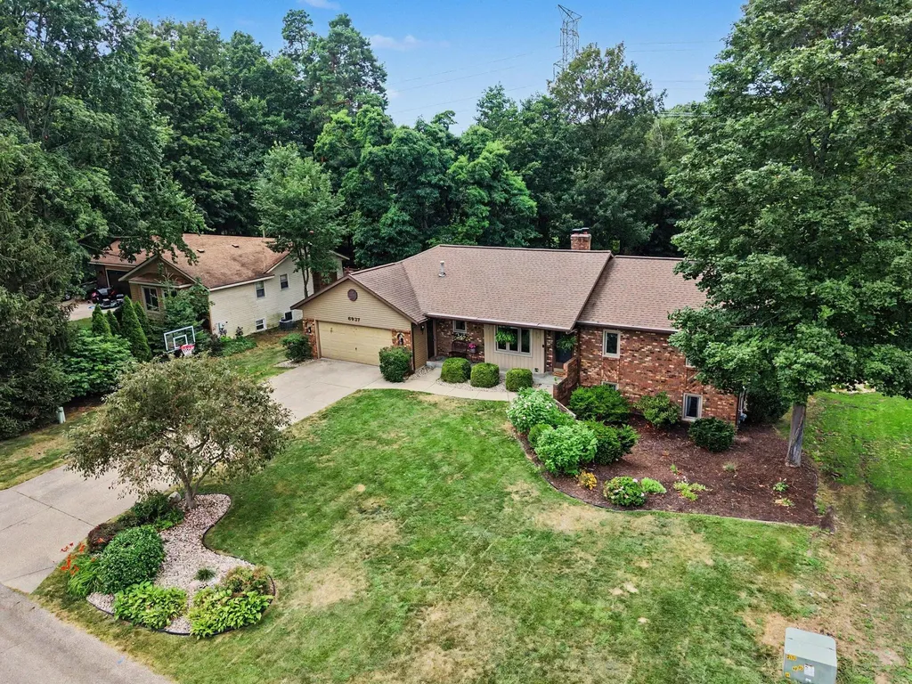 6937 Youngstown Avenue Georgetown Charter Township MI 49426