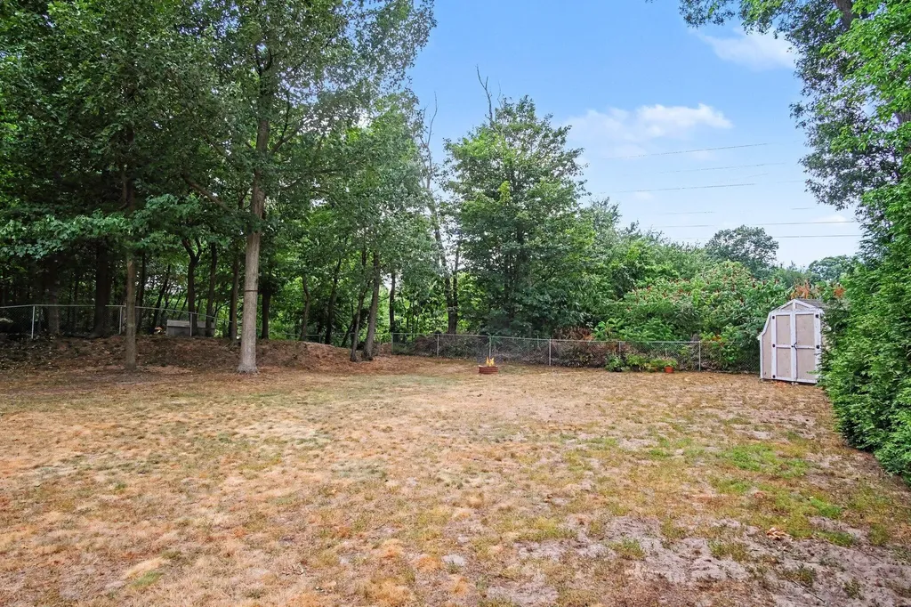 6937 Youngstown Avenue Georgetown Charter Township MI 49426
