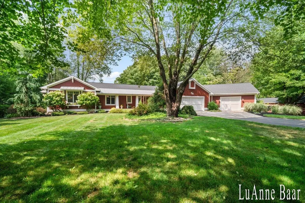 6027 9 Mile Road NE Cannon Township MI 49341