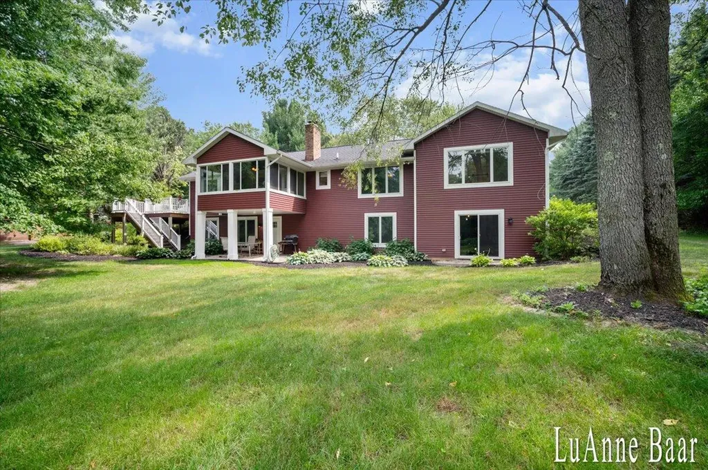 6027 9 Mile Road NE Cannon Township MI 49341