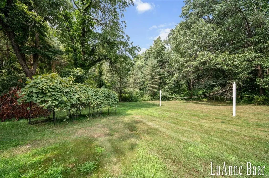 6027 9 Mile Road NE Cannon Township MI 49341