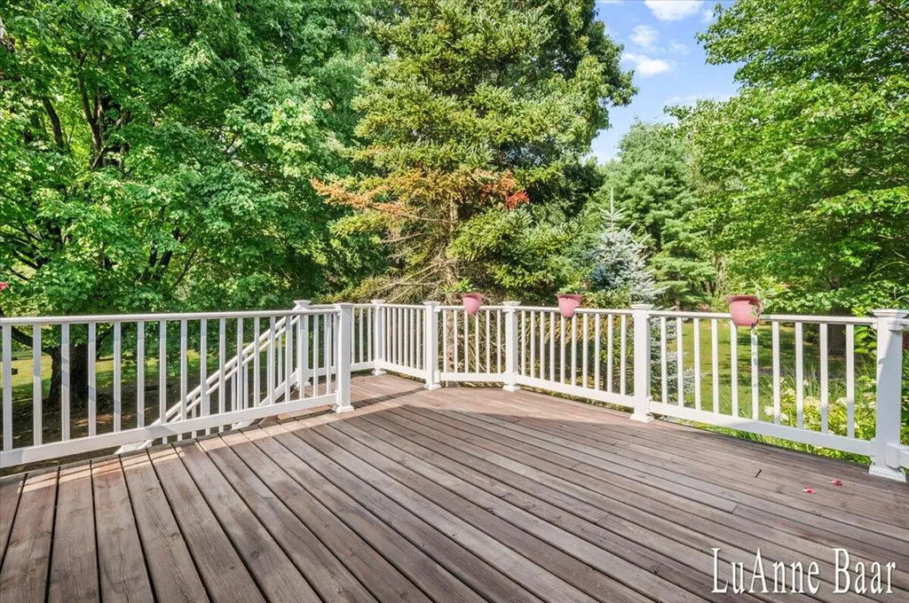 6027 9 Mile Road NE Cannon Township MI 49341