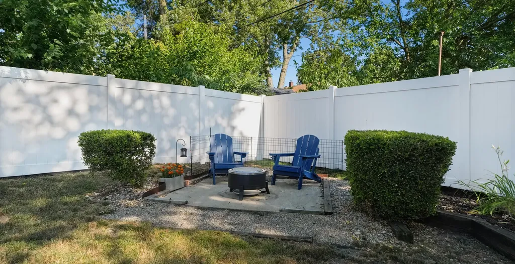 272 W 23rd Street Holland City MI 49423