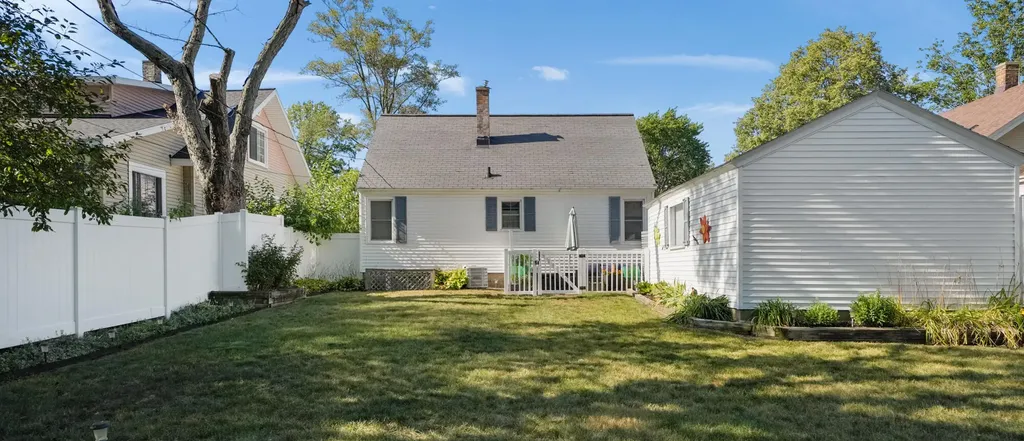 272 W 23rd Street Holland City MI 49423