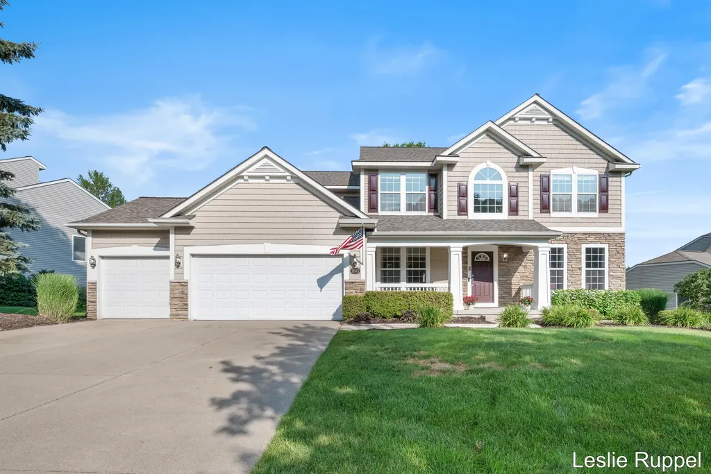 2643 Arbor Chase Drive NE Grand Rapids Charter Township MI 49525