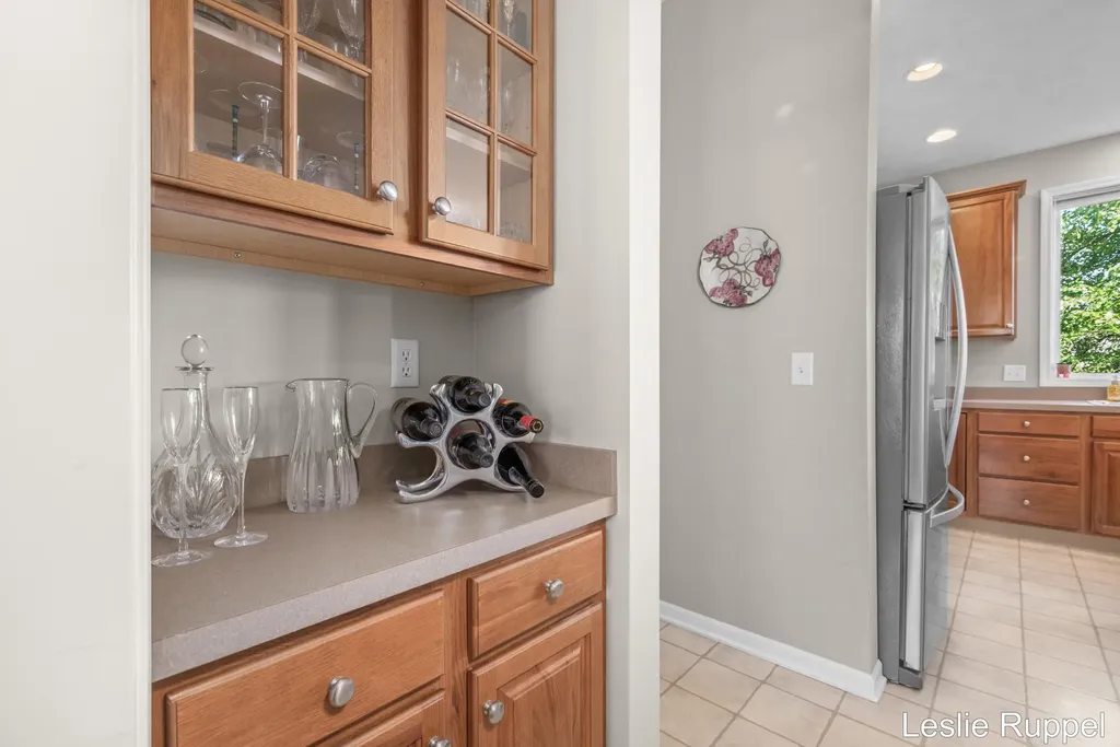 2643 Arbor Chase Drive NE Grand Rapids Charter Township MI 49525