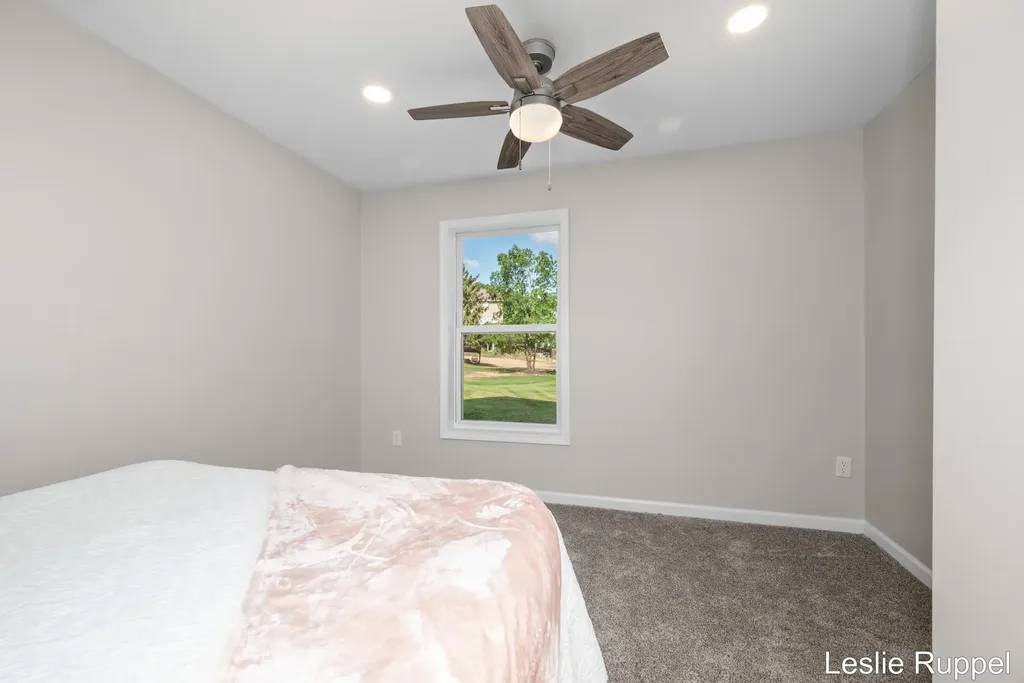 2643 Arbor Chase Drive NE Grand Rapids Charter Township MI 49525