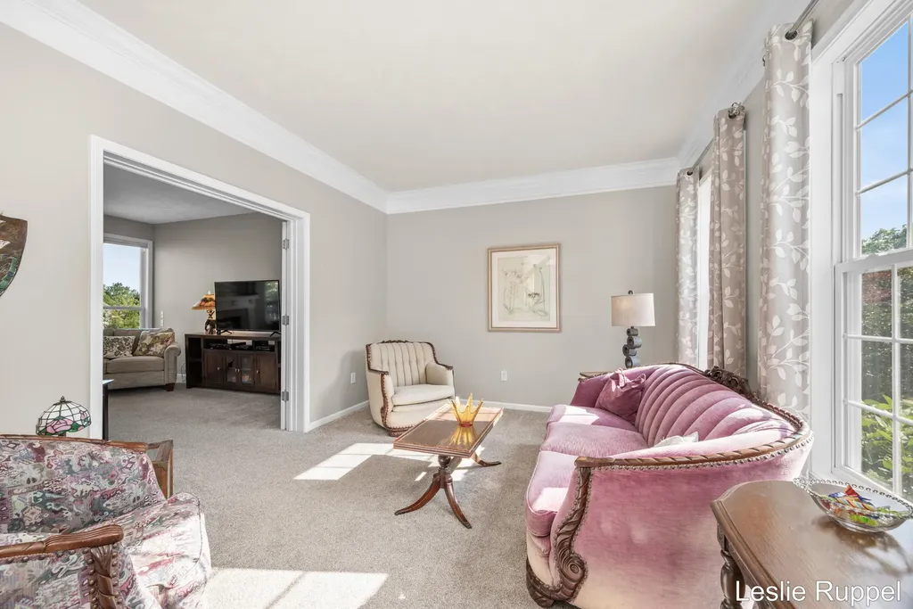 2643 Arbor Chase Drive NE Grand Rapids Charter Township MI 49525